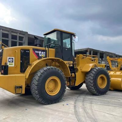 CAT Loader yang Digunakan Bagian Depan Mesin Loader Roda CAT 966H yang Digunakan